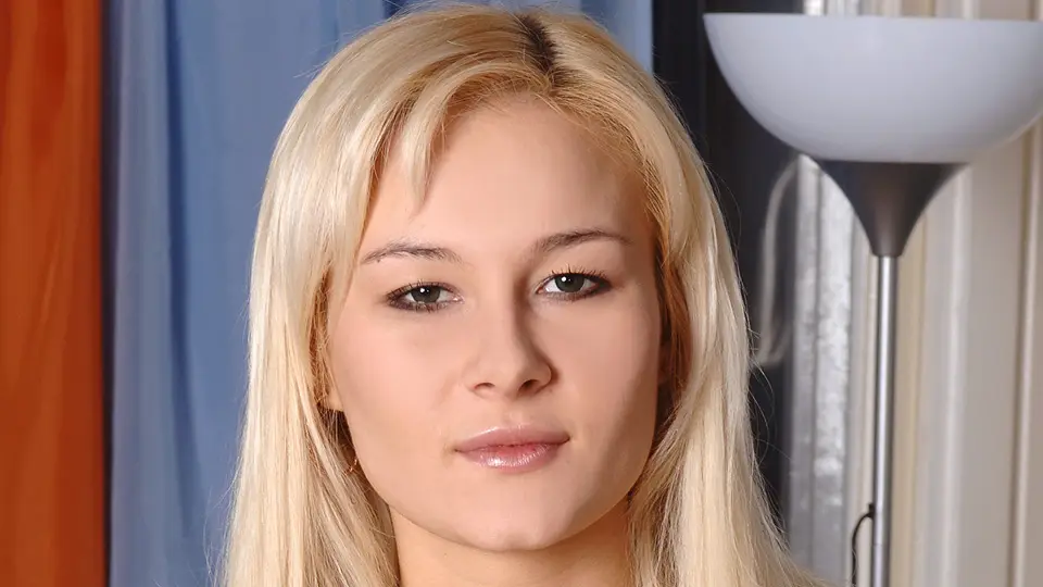Green Eyed Russian Starlet! (PornWorld 2012)