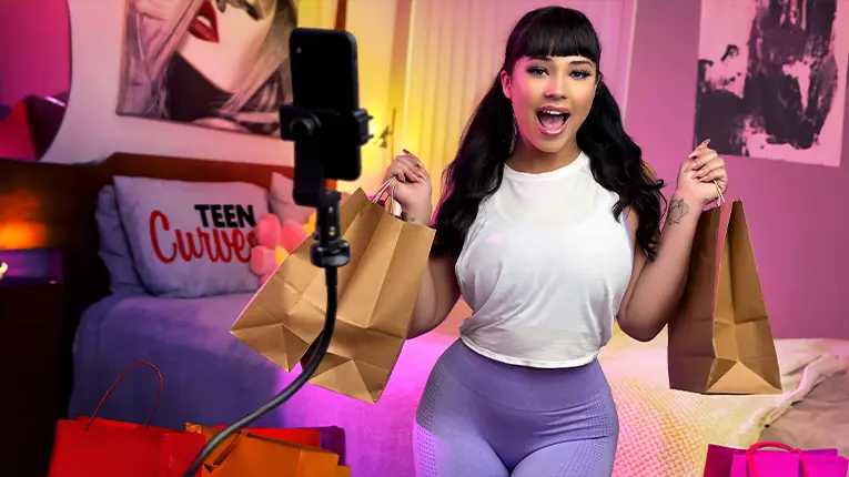 Thick Influencer Accidentally Fucks in Front of Fans (TeamSkeet 2024)