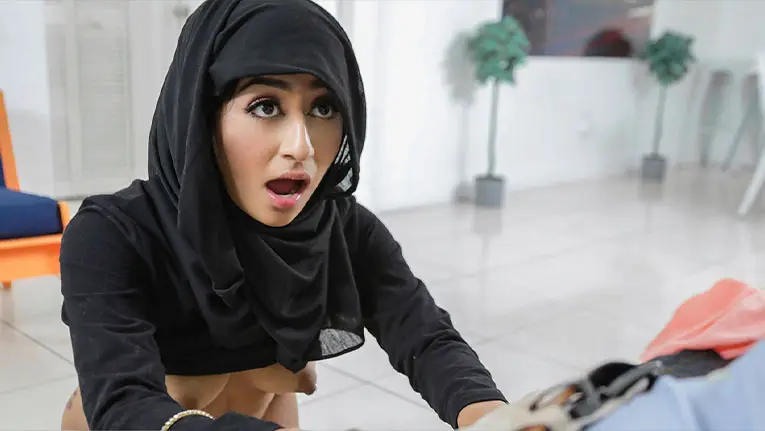 The Snitching Neighbor (TeamSkeet 2021)