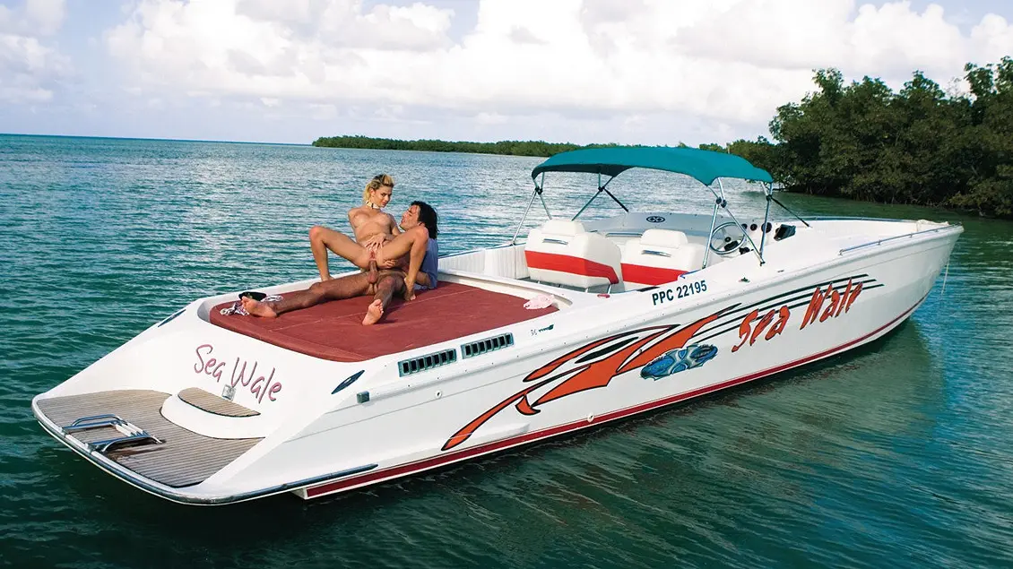 Chloé Rides on a Boat with Two Guys She Wants to Fuck (Private 2012)
