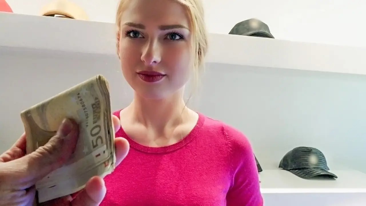 Blonde Filled With Customer Service (Mofos 2018)