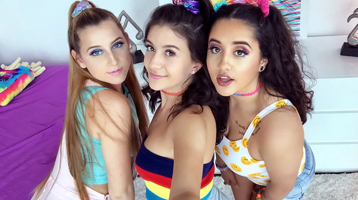 Melody, Natalie And Sofia Put Their Mouths To Work (Swallowed 2018)