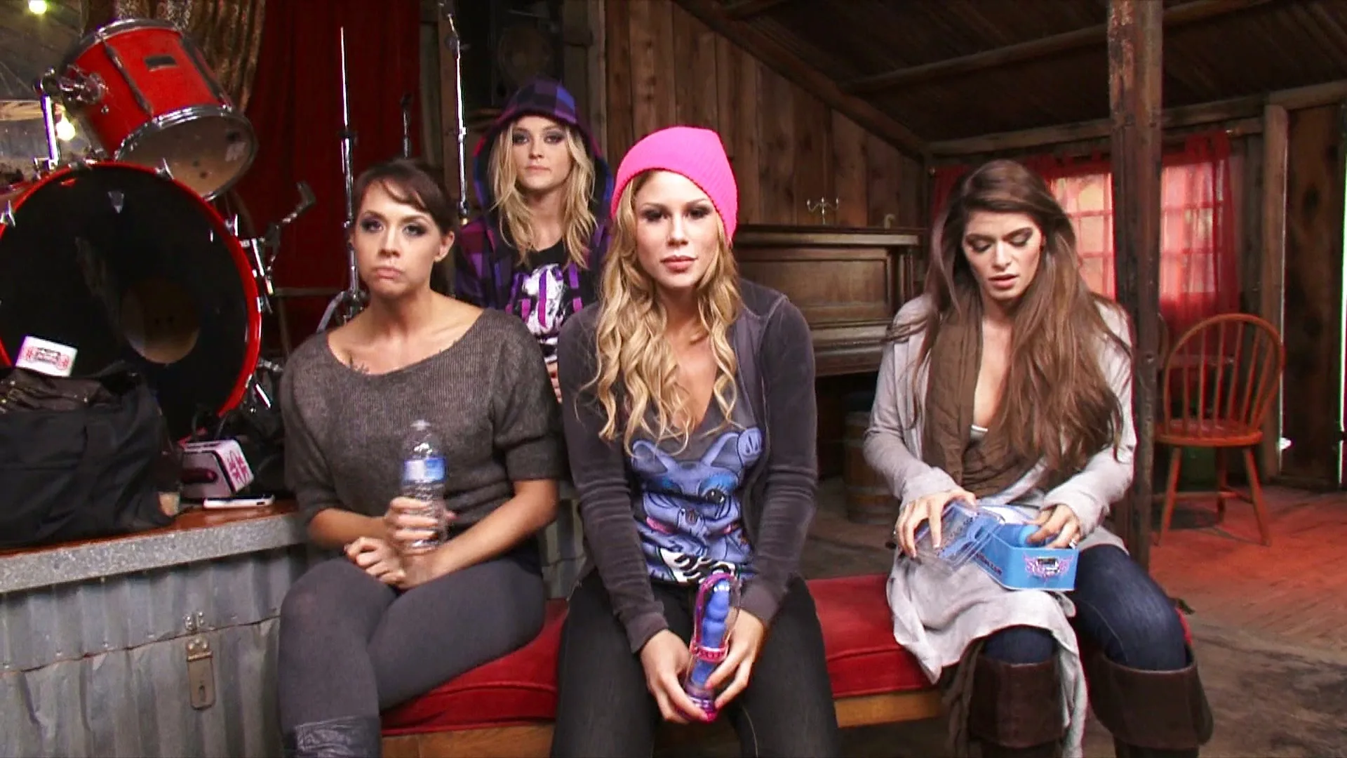 Backstage with the sexy cast (ZeroToleranceFilms 2011)